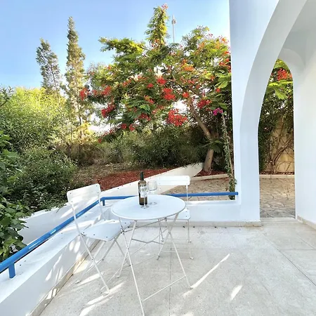 Villa Cavo Bay *